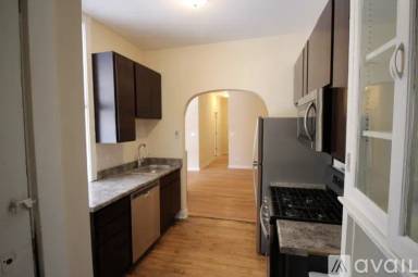 Main picture of 836 Sherman Ave