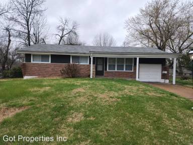 Main picture of 9847 Lawnview Dr
