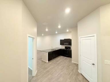 Main picture of Upland Heights