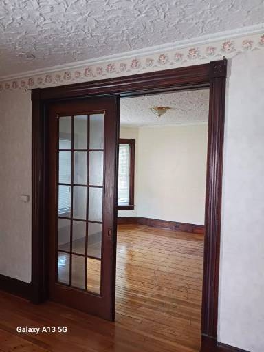 Main picture of 16 Wolcott St