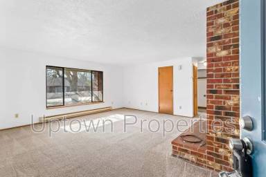 Main picture of 17925 SW Rosa Rd