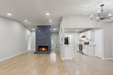 Main picture of 2104 Richland Dr