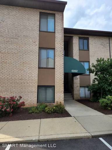 Main picture of 6992 Hanover Pkwy