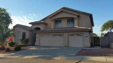 Main picture of 1706 E Samuel Dr