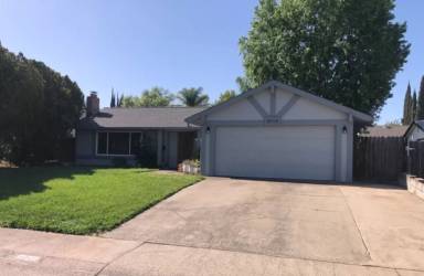 Main picture of 4714 Papaya Dr