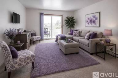Main picture of 1086 E Chicago Blvd