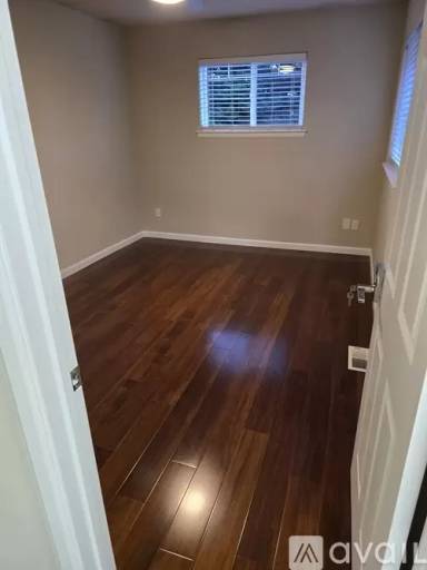 Main picture of 14729 Meadow Rd