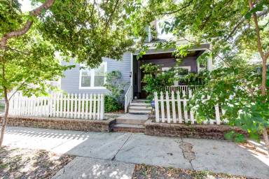 Main picture of 921 41st Ave