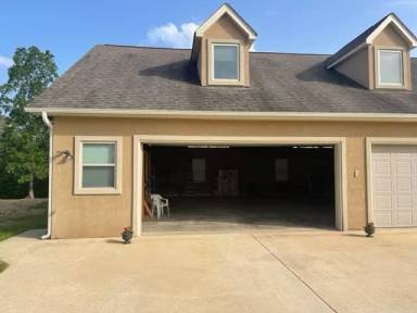 Main picture of 2025 Old Dallas Rd