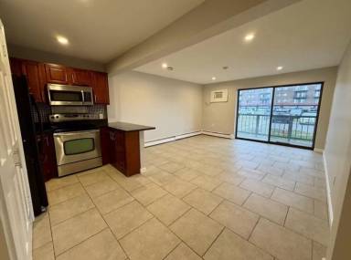 Main picture of 175 Ward St