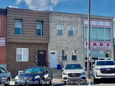 Main picture of 1515 W Passyunk Ave