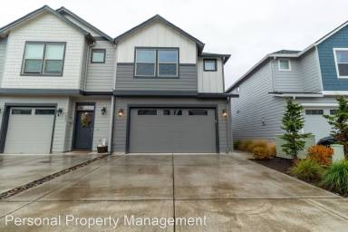 Main picture of 5807 NE 56th Pl