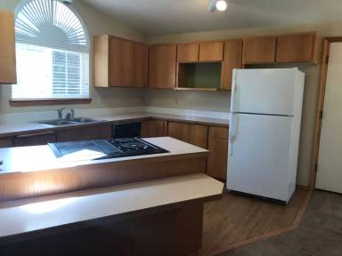 Main picture of 1728 NE Mark Ct