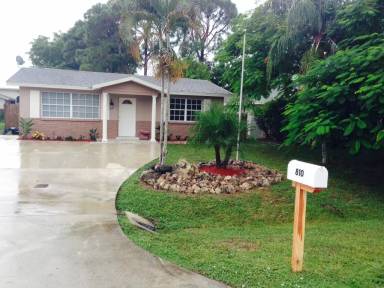 Main picture of 810 109th Ave N