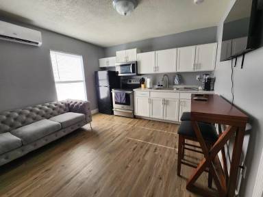 Main picture of 714 Texas Ave
