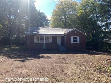 Main picture of 836 Earl Rd