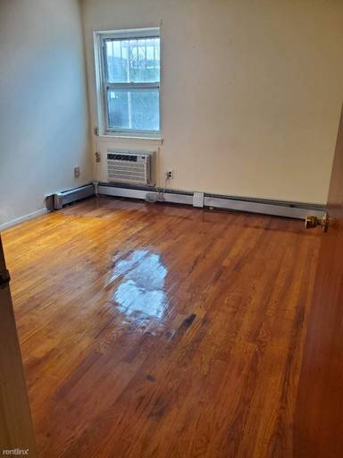 Main picture of 103 Bay 25th St