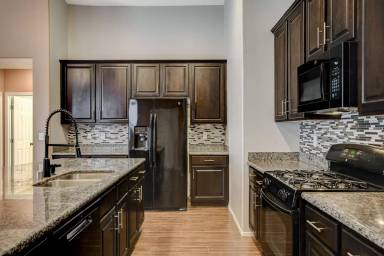 Main picture of 2104 Leatherbridge Ct