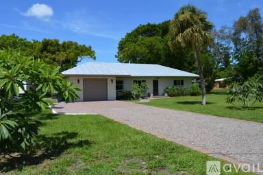 Main picture of 511 Dona Dr