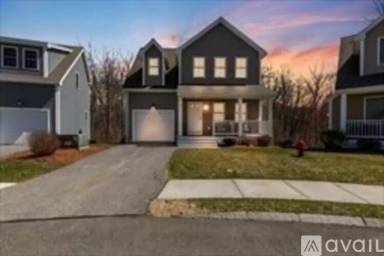 Main picture of 14 Bicknell Cir