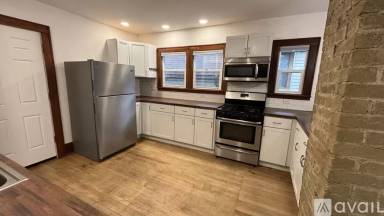 Main picture of 3602A N Dr William Finlayson St