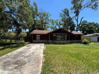 Main picture of 5532 NW 57th Pl