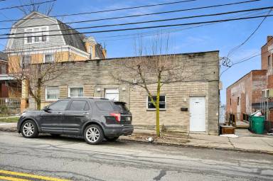Main picture of 2040 Brownsville Rd