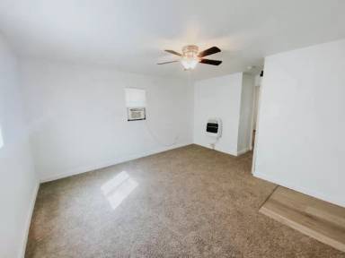 Main picture of 2611 SW E Ave