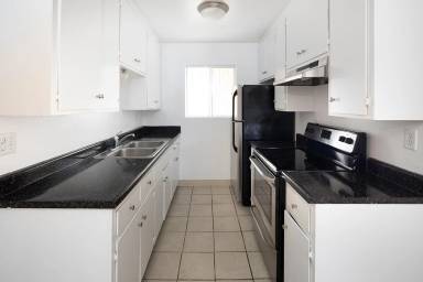 Main picture of 1471 13th St