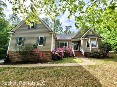 Main picture of 308 Madison Ct