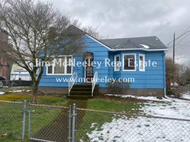 Main picture of 7235 N Williams Ave