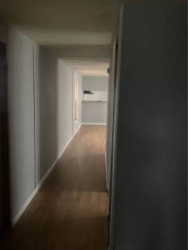 Main picture of 519 Main St W