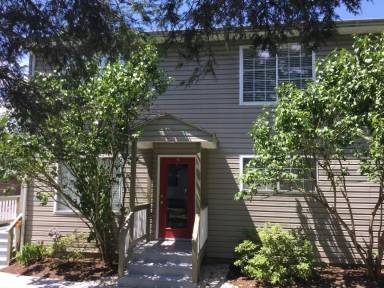Main picture of 619 Lee St