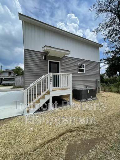 Main picture of 1908 Lynnbrook Ave