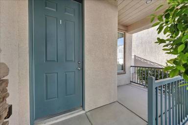 Main picture of 7565 Grassy Bank St