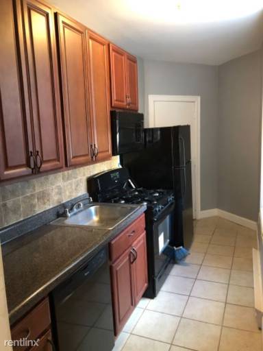 Main picture of 305 49th St