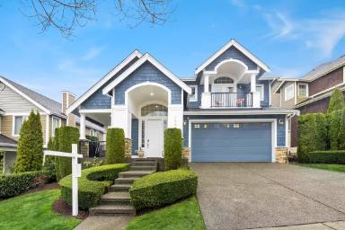 Main picture of 1582 25th Ave NE