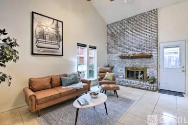 Main picture of 1441 Palmnold Cir W