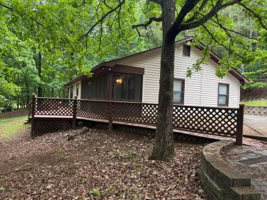 Main picture of 638 Marion Dairy Rd SE