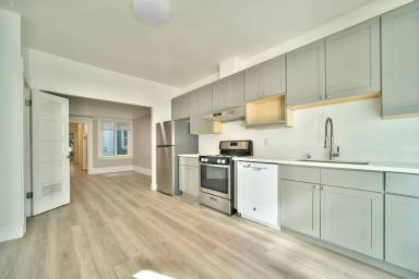 Main picture of 30 Rausch St