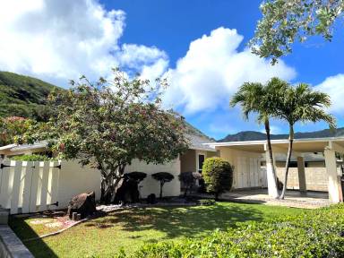 Main picture of 868 Waioli St