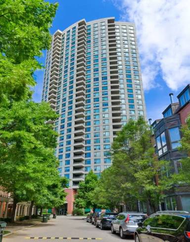 Main picture of Kinzie Park Tower