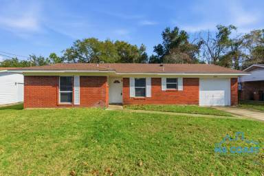 Main picture of 208 Charles Ave