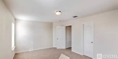 Main picture of 2028 Limestone Dr