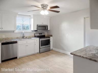 Main picture of 407 E Duffy St
