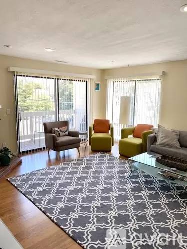 Main picture of 473 Pine Ave