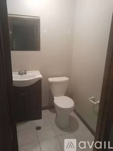 Main picture of 927 S Ridgewood Ave