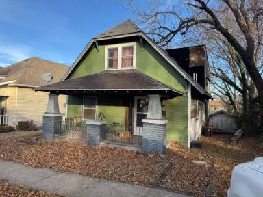 Main picture of 112 S B St