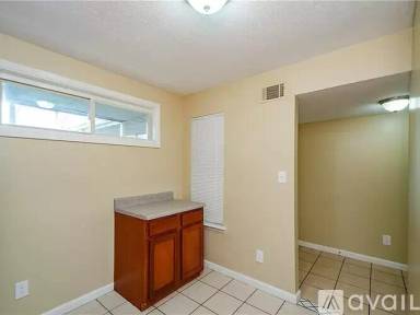 Main picture of 2062 Oak Park Ln