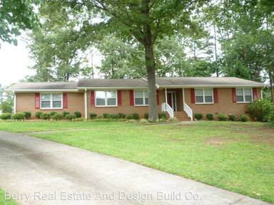 Main picture of 4955 Fox Forest Dr SW